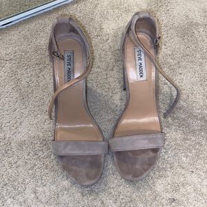 Steve Madden grey suede heels